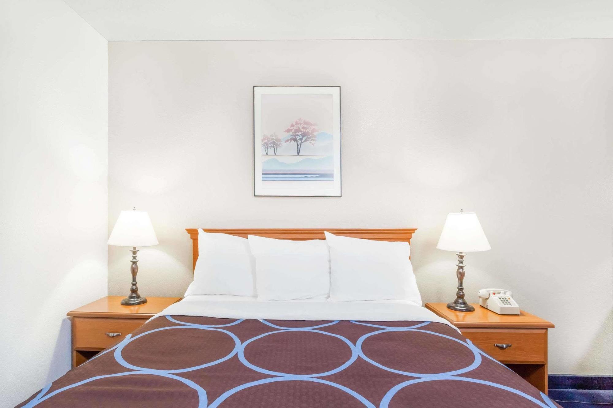 Super 8 By Wyndham Montgomery Maybrook Esterno foto
